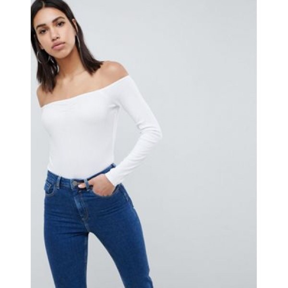 Off the shoulder t shirt